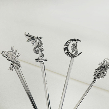 Metallist juukseklips vanam stiilile loomade/zodiaki motiiviga, elektroplaatimine, 2024 sügis