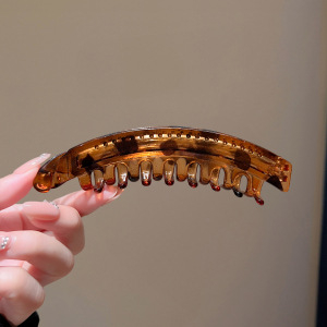 U-kujuline juukseklips ümmarguse helmiga, etnilise stiiliga, materjal: atsetaat