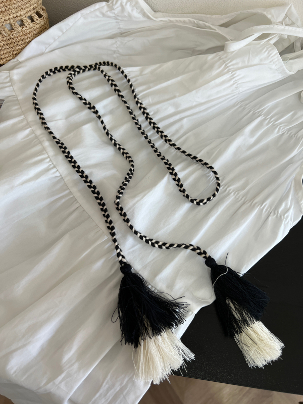 Bohemas stila josta viduklim ar austu kokvilnas pavedienu un mezgla dekoru, 2025 vasara