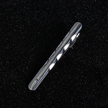 Kaklaraišu klips vīrietim — plakana galva, hroma pārklājums, monohroms dizains, materiāls: dzelzs