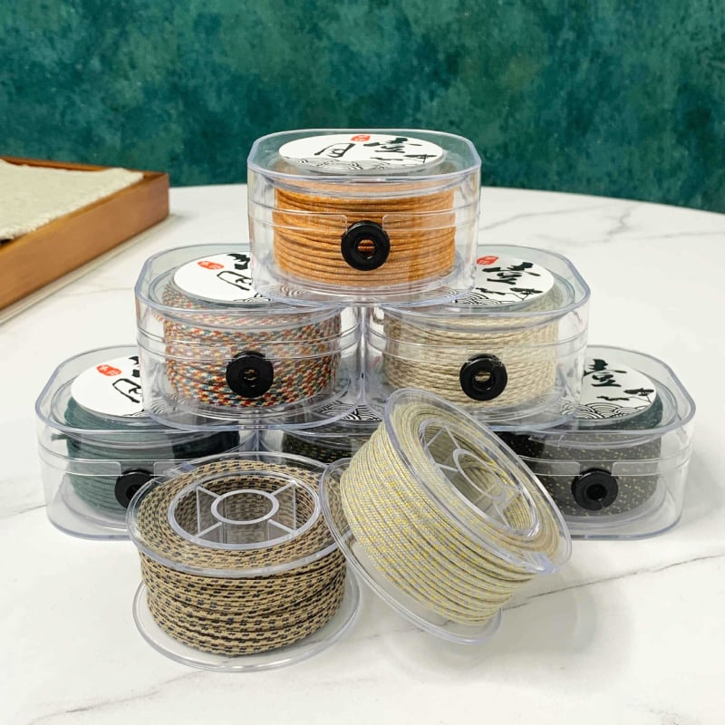 Kordas Bodhi pērļu pavedienam ar iekšējo pamatu no kokvilnas; rokām pīti kokvilnas pavediens; Bodhi pērles ar zvaigznīti un mēnesi