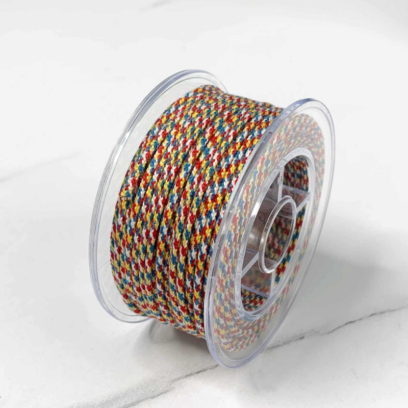 Kordas Bodhi pērļu pavedienam ar iekšējo pamatu no kokvilnas; rokām pīti kokvilnas pavediens; Bodhi pērles ar zvaigznīti un mēnesi