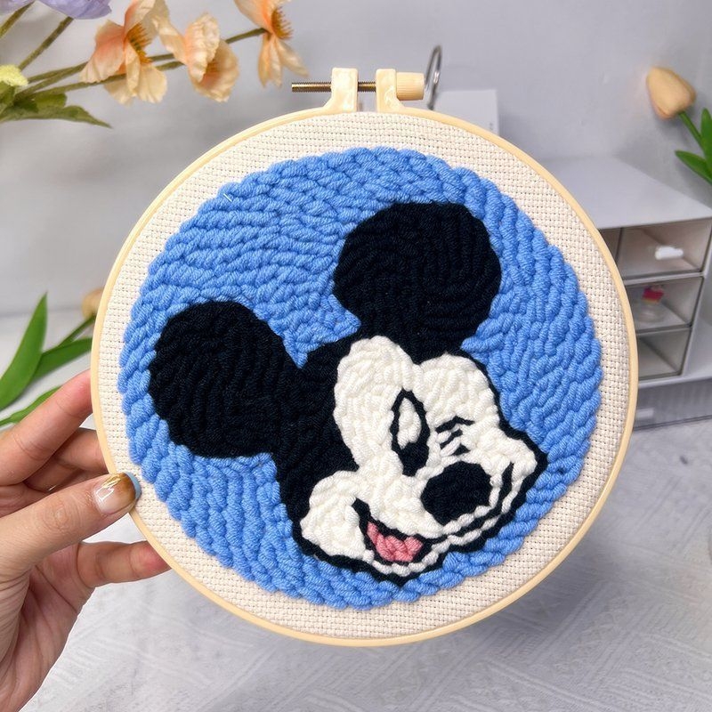 Σετ punch needle βελονιάς — Kuromi χαρακτήρας, χειροποίητο, DIY με μαλλί, μοντέρνος στυλ