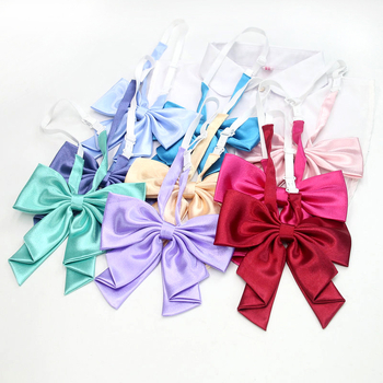 Sieviešu kakla papīonam uz kakla - šaušanas stila, ziedu mezgls, adītais materiāls, jūras uniformas aksesuārs, vasara 2024