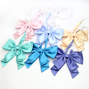 Sieviešu kakla papīonam uz kakla - šaušanas stila, ziedu mezgls, adītais materiāls, jūras uniformas aksesuārs, vasara 2024