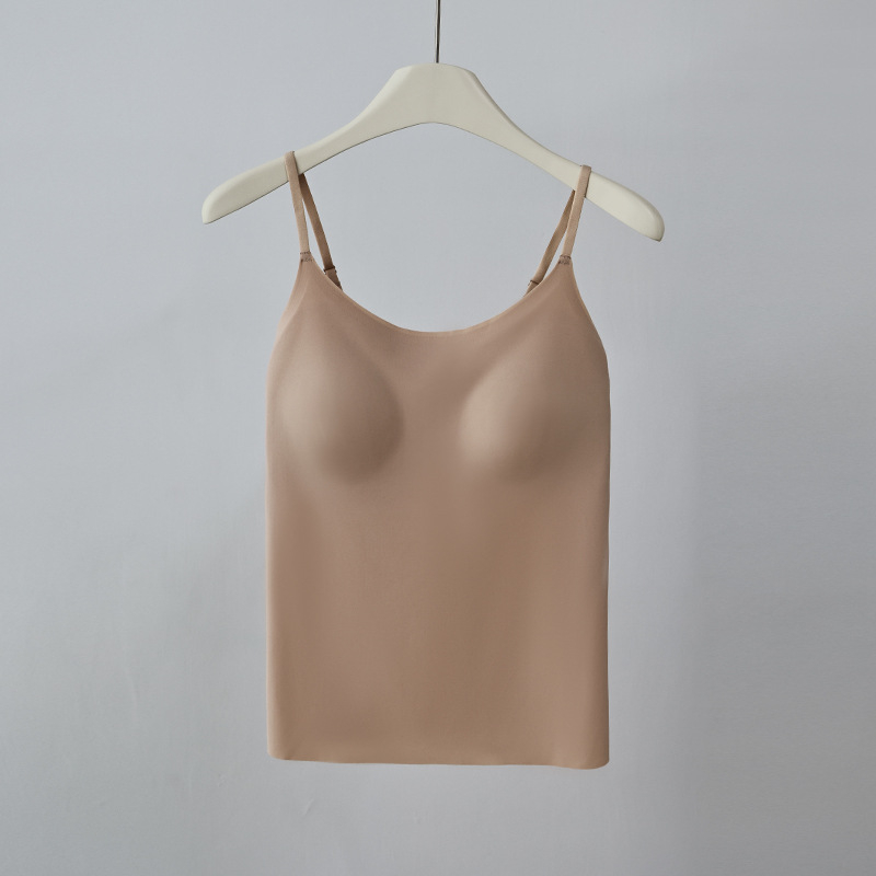 Sieviešu kamizole ar iekšējo krūšu spilventiņu, antibakteriāls Ice Silk audums, slaids siluets, plānās siksnas