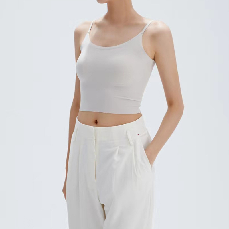 Sieviešu kamizole ar iekšējo krūšu spilventiņu, antibakteriāls Ice Silk audums, slaids siluets, plānās siksnas