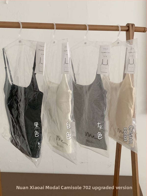 Modal topiņš ar siksniņām, šaurs siluets, īss garums, ar krūšu spilventiņu