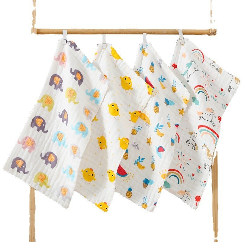 Baba hat rétegű pamut géz törlőkendő karikatúra mintával, nyomtatott logóval, súlya kevesebb mint 50 g