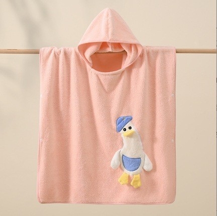 Gyerek kapucnis törölköző-köpeny coral fleece-ből, 120D szál, 400–500 g tömeg, varrás, karikatúra minta