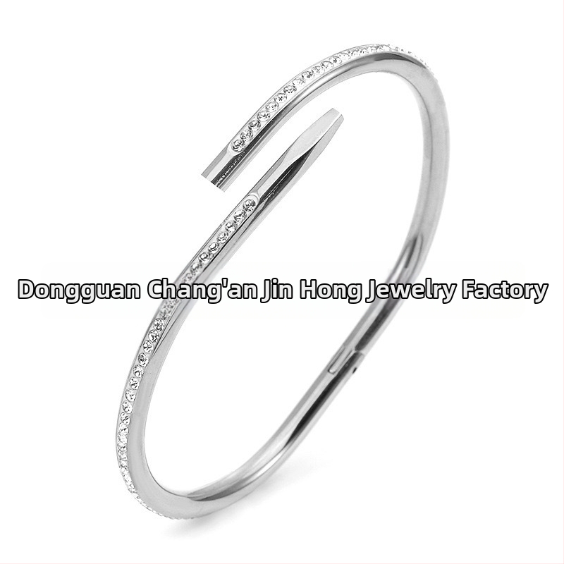 Nerūsējā tērauda rokassprādze no Jinhong Jewelry — augstas kvalitātes juvelierizstrādājums, elektroplēšana, roku aksesuārs