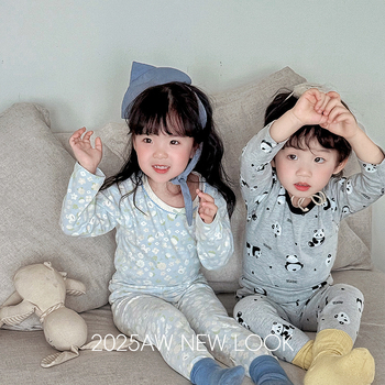 Bērnu divdaļīgs kokvilnas komplekts: garais top ar garām piedurknēm un bikses, universāls, 95% kokvilna, vecuma 3–8 gadi, ikdienas mājas apģērbs, raksti: svītras, kvadrāti, karikatūras