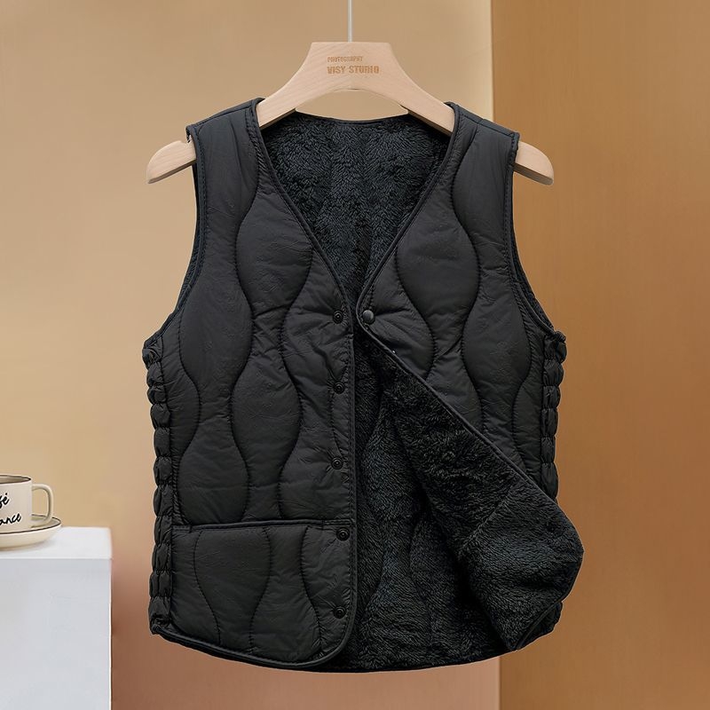 Sieviešu ziemas veste ar fleece iekšpusi, poliesterā pildījums, V kakls, A līnijas siluets, vienrindas pogu aizdare, parastā garuma (50–65 cm)