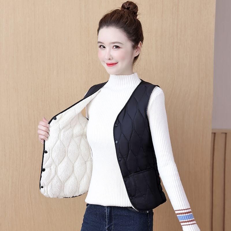 Sieviešu ziemas veste ar fleece iekšpusi, poliesterā pildījums, V kakls, A līnijas siluets, vienrindas pogu aizdare, parastā garuma (50–65 cm)