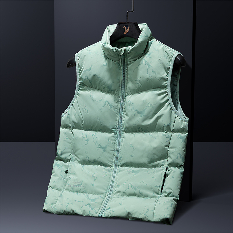 UNISEX dūnu veste ar augstu apkakli, balto pīļu dūnu pildījums, dūnu saturs 46–50%, rudens–ziemas