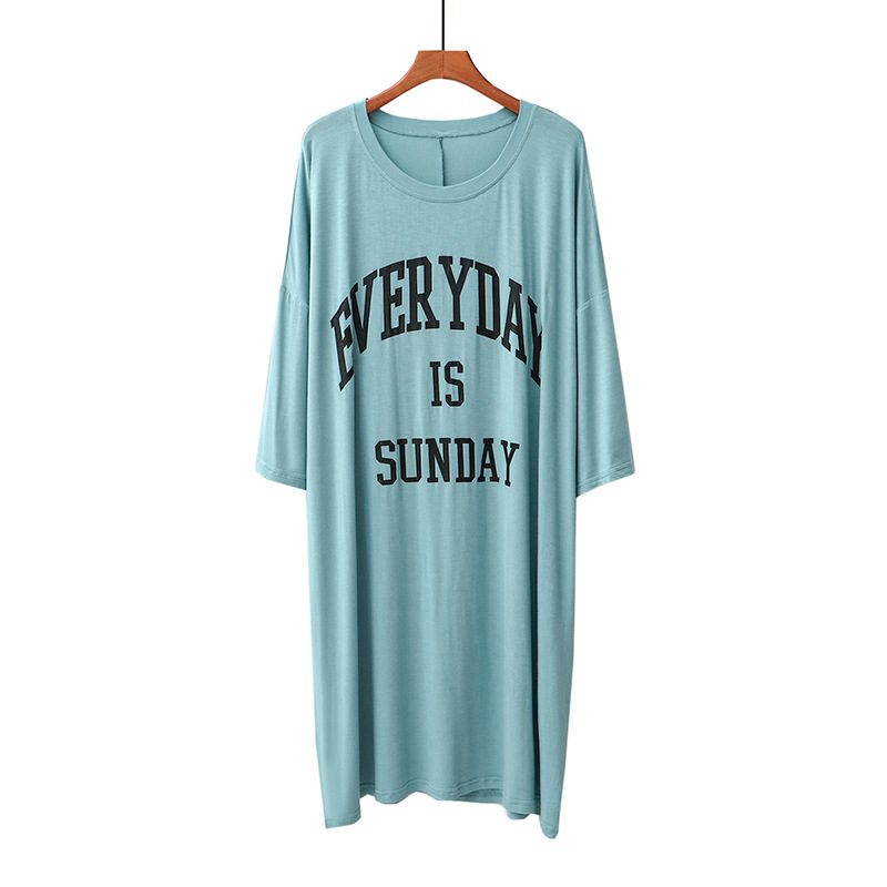 Modal naktskleita sievietēm, viengabala, bez apkakles, gara svārka, no viskozes auduma