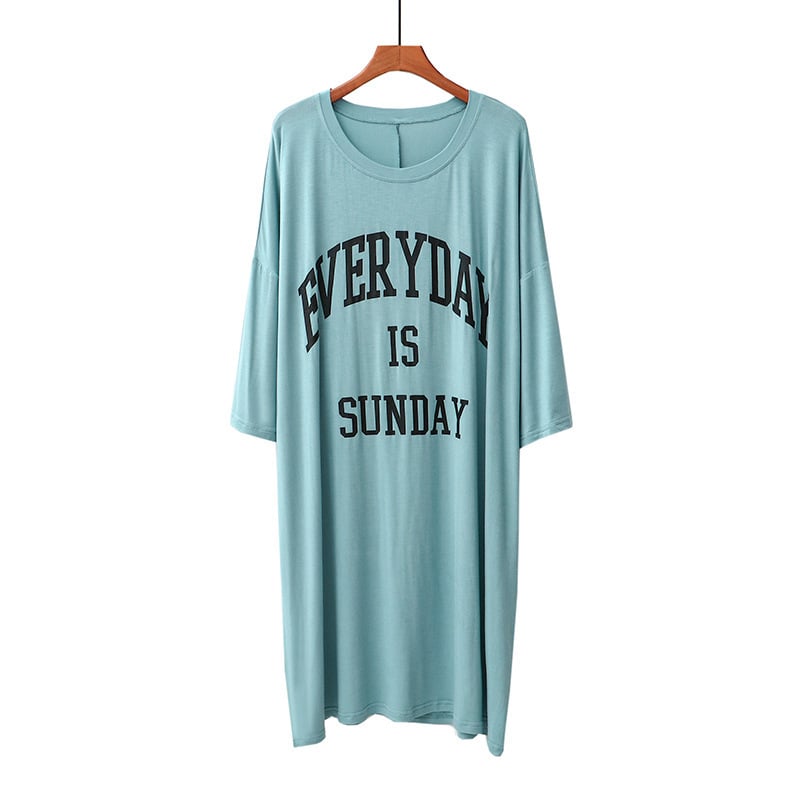 Modal naktskleita sievietēm, viengabala, bez apkakles, gara svārka, no viskozes auduma