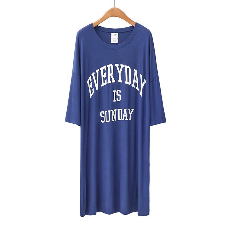 Modal naktskleita sievietēm, viengabala, bez apkakles, gara svārka, no viskozes auduma