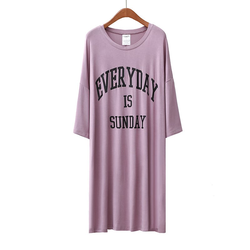 Modal naktskleita sievietēm, viengabala, bez apkakles, gara svārka, no viskozes auduma