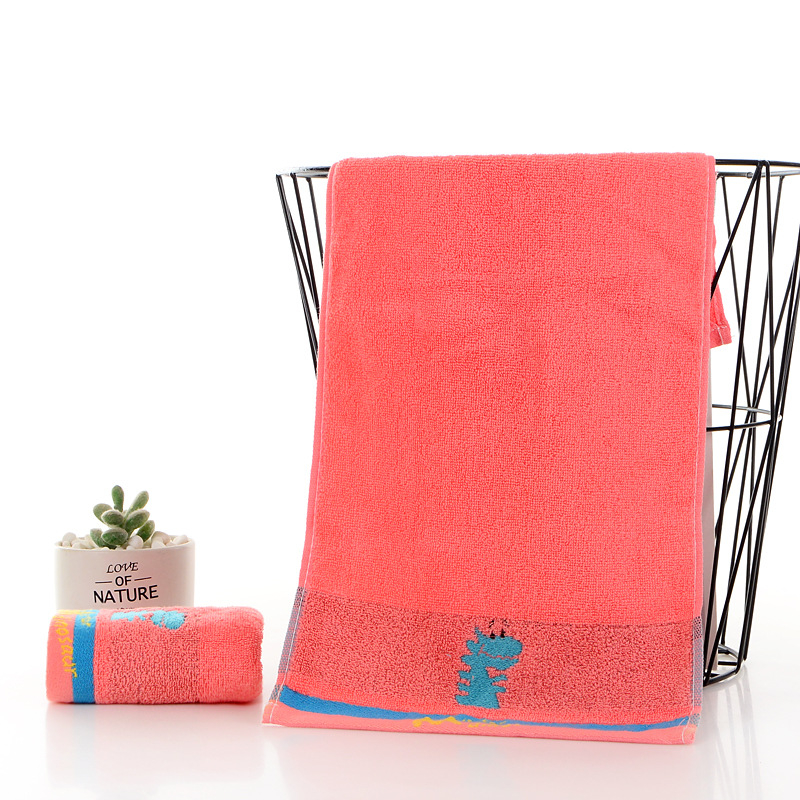 Bērnu kokvilnas dvieļš ar karikatūras motīvu, izšūšana un džakarda audums, 50–80 g, pielāgota apstrāde