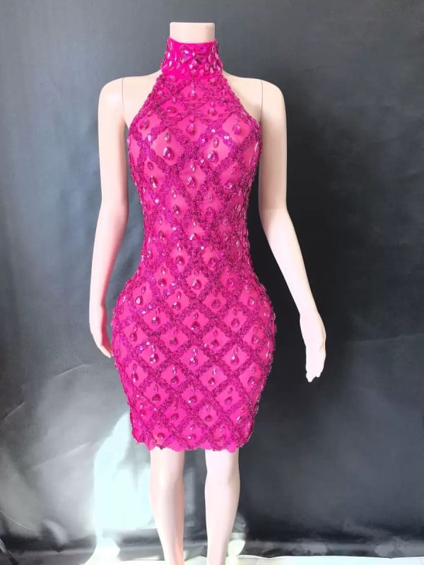 Vakara kleita ar augstu apkakli, bez piedurknēm, režģainā elastīgā piegriezuma, slaida silueta, īsa svārka, Spandex >95% (Pavasaris 2024)