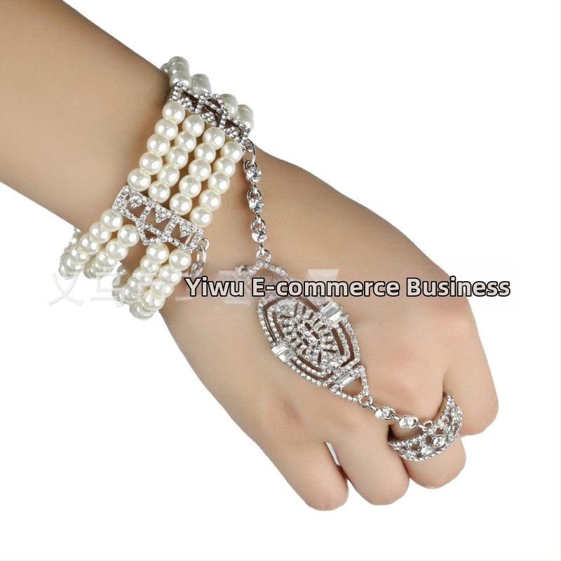 Gatsby- inspirirana narukvica s integriranim prstenom, legura, dijamantni završetak, Twice Happy, ženski modni dodatak za ruku