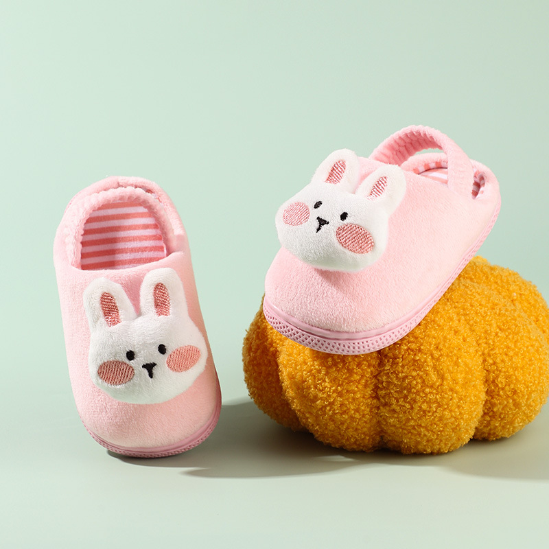 Bērnu čības iekšējai izmantošanai ar cartoon rakstu, universālas, augšdaļa no baby fleece, zole no TPR, vecums 1–6 gadi, zīmols Fawn mili, rudens–ziema 2025