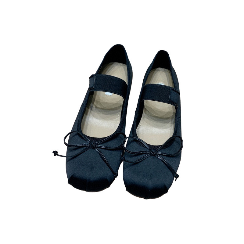 Naiste balleti kingad satiinise ülaosaga, ümmarguse varba, madal konts, slip-on disain