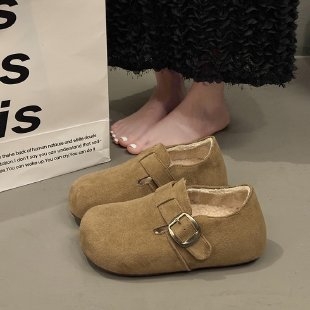 Ženske loaferice od nubuk kože s kopčom, unutarnje povećana debela potplata, gumena potplata, srednja visina peta 3-5 cm