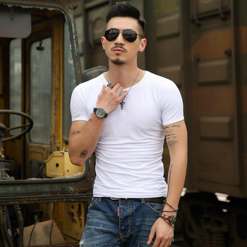 Slim-fit marškinėliai, pieno baltymų pluoštas (51–70%), grynas medvilnė, trumpomis rankovėmis, apvali kaklo iškirptė