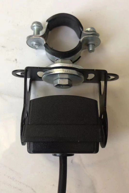 AHD kamera atpakaļskata režīmam transportlīdzekļiem, diena/nakts, 5MP, barošana 12-24V, 360° regulēšana