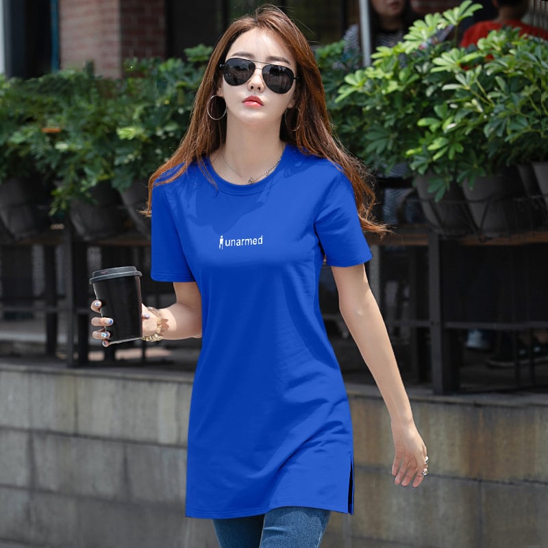 Slim fit T-krekls ar īsām piedurknēm no kokvilnas-spandeksa, ar apaļu kaklu un drukātu rakstu