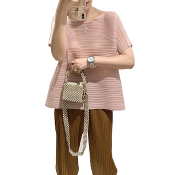 Majica kratkih rukava, labavog kroja, okrugli izrez, jednobojna, 95%+ glavnog materijala