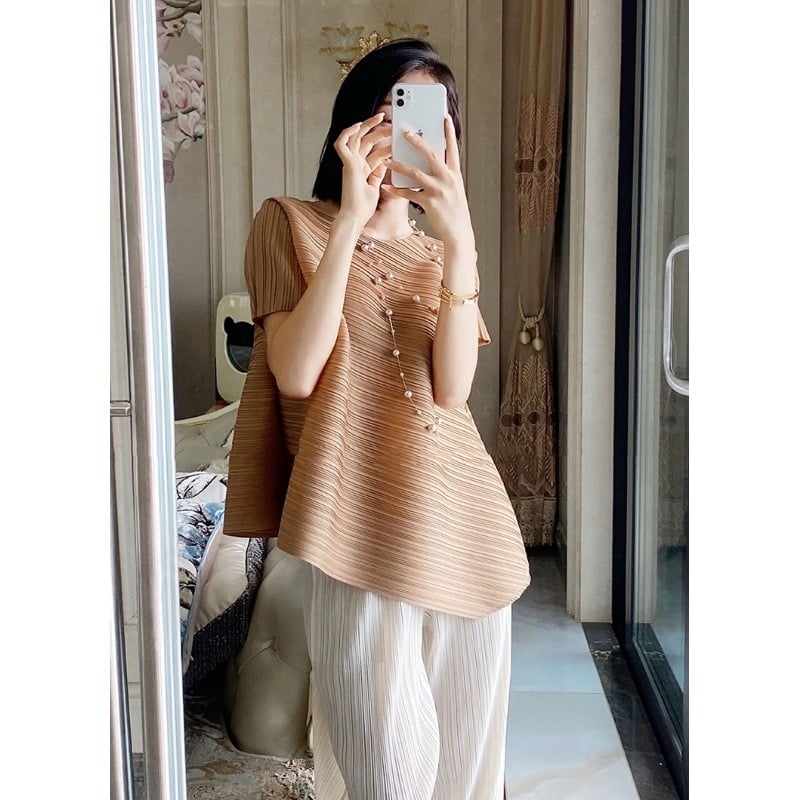 Majica kratkih rukava, labavog kroja, okrugli izrez, jednobojna, 95%+ glavnog materijala