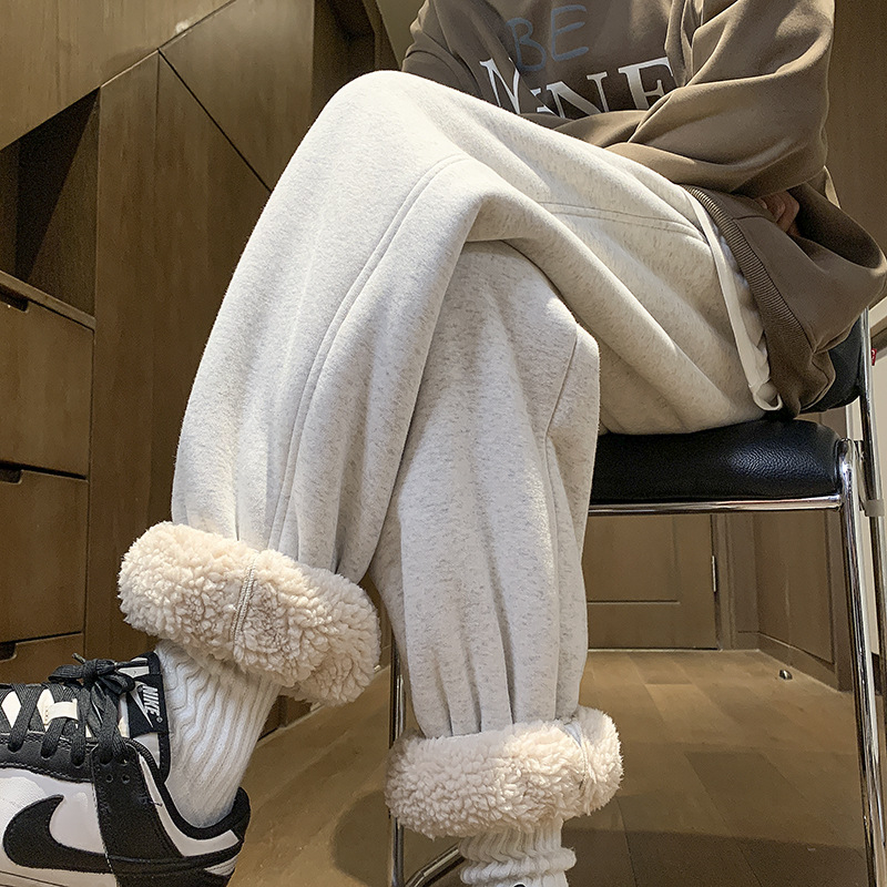 Vīriešu ziemas ikdienas bikses, brīvā piegriezuma, vidukļa vidējā augstuma, kokvilna, kabatas ar augšējām šuvēm