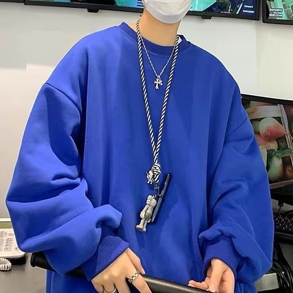 Pulover u hongkonškom stilu, okrugli izrez, dugi rukavi, 75% viskoze u pamukovoj smjesi, debela tkanina, ležeran kroj, jesen 2024, za muškarce