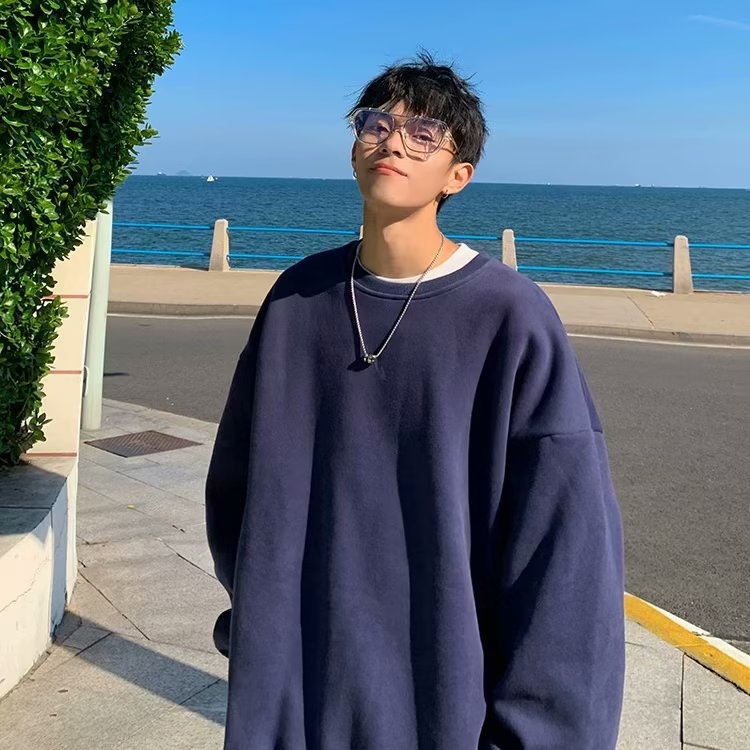 Pulover u hongkonškom stilu, okrugli izrez, dugi rukavi, 75% viskoze u pamukovoj smjesi, debela tkanina, ležeran kroj, jesen 2024, za muškarce