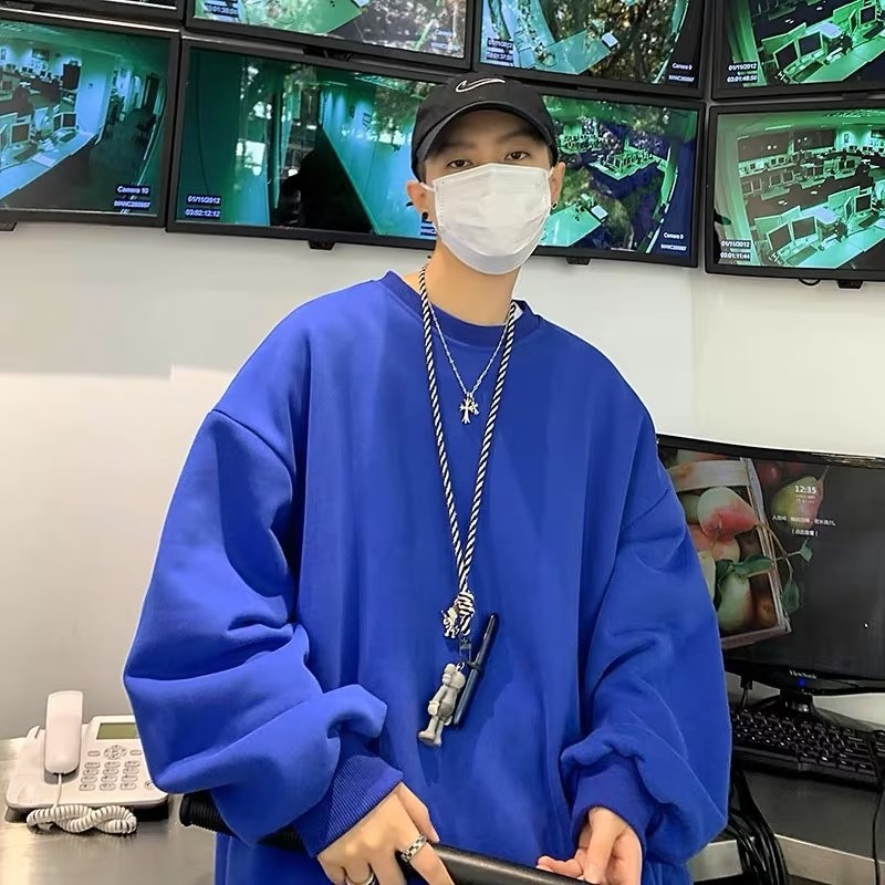 Pulover u hongkonškom stilu, okrugli izrez, dugi rukavi, 75% viskoze u pamukovoj smjesi, debela tkanina, ležeran kroj, jesen 2024, za muškarce