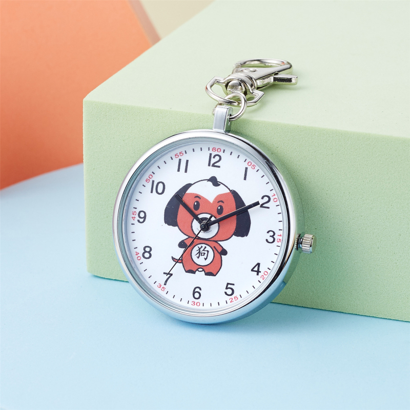 MAKLON Kljucni kvarcni sat s motivom Dvanaest znakova zodijaka, kućište od legure, analogni prikaz, svjetsko vrijeme