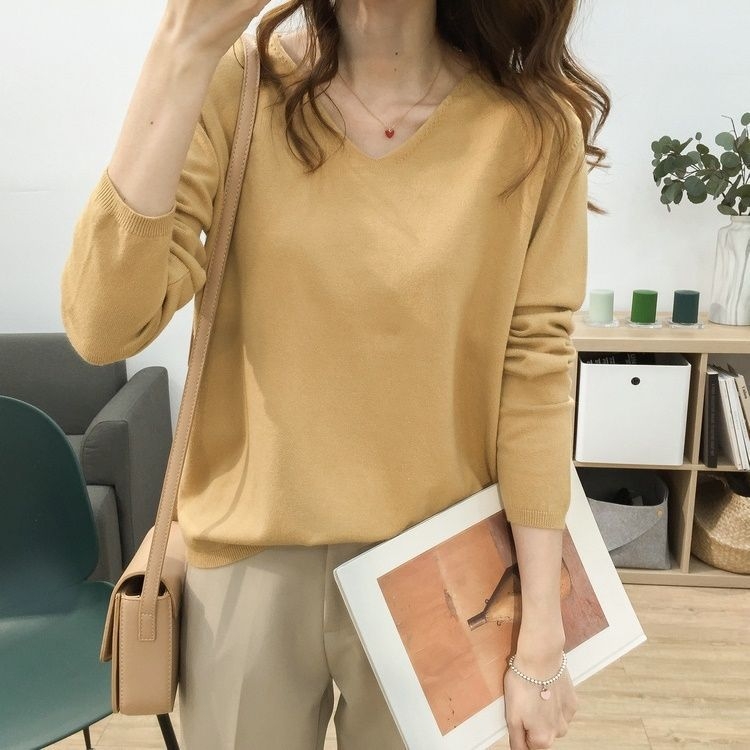 Pulover tricotat cu decolteu în V, mâneci lungi, lungime standardă 50–65 cm