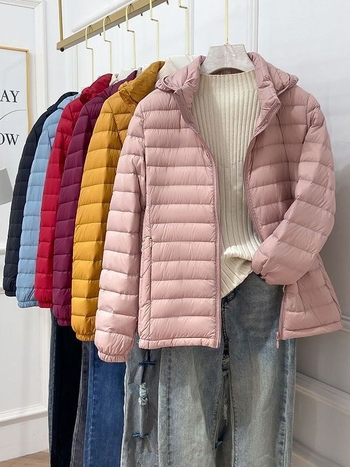 Pīles pūkas jaka, viegla, šaura piegriezuma, neilona audums, kapuce, noņemama kapuce