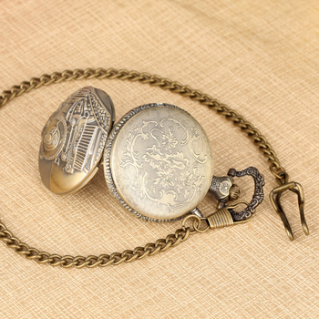 Vana tasku kell kaelakeega, kvartsliikumine, tsingi sulami korpus, spiraalkroon, ümmargune dial numbritega, maailma aeg ja 24-tunnine näit