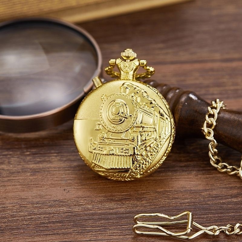 Vana tasku kell kaelakeega, kvartsliikumine, tsingi sulami korpus, spiraalkroon, ümmargune dial numbritega, maailma aeg ja 24-tunnine näit