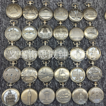 Kvarts taskukell metallkorpusega, ümmarguse näidikuga, lõigatud lokomotiivi motiiviga, liikumine 68