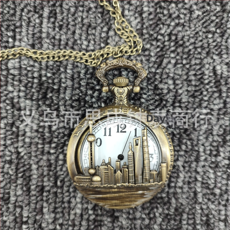 Kvarts taskukell metallkorpusega, ümmarguse näidikuga, lõigatud lokomotiivi motiiviga, liikumine 68