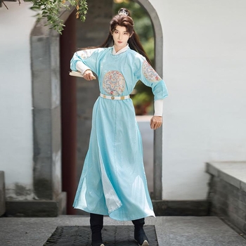 Tang stil Hanfu haljina s okruglim izrezom, unisex; konopna tkanina; regenerirana celulozna vlakna 80–90%, poliester 70–80%; mercerizirana obrada; šifra proizvoda 9-74; izdanje 2025