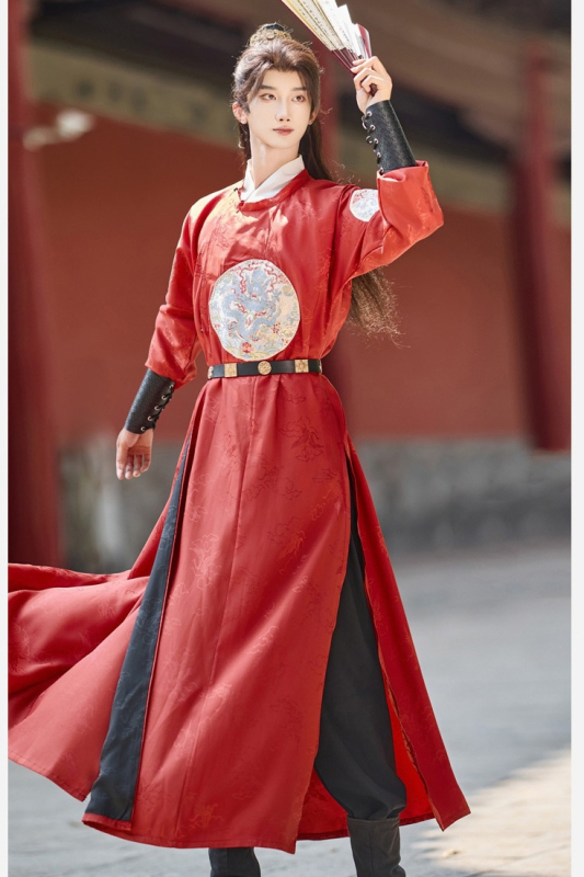 Tang stil Hanfu haljina s okruglim izrezom, unisex; konopna tkanina; regenerirana celulozna vlakna 80–90%, poliester 70–80%; mercerizirana obrada; šifra proizvoda 9-74; izdanje 2025