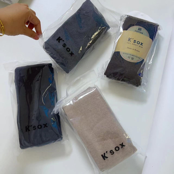 Moteriški medvilniniai kojinės su pėdos dalimi, vidutinio tankio, 50–70% medvilnės, pilno ilgio