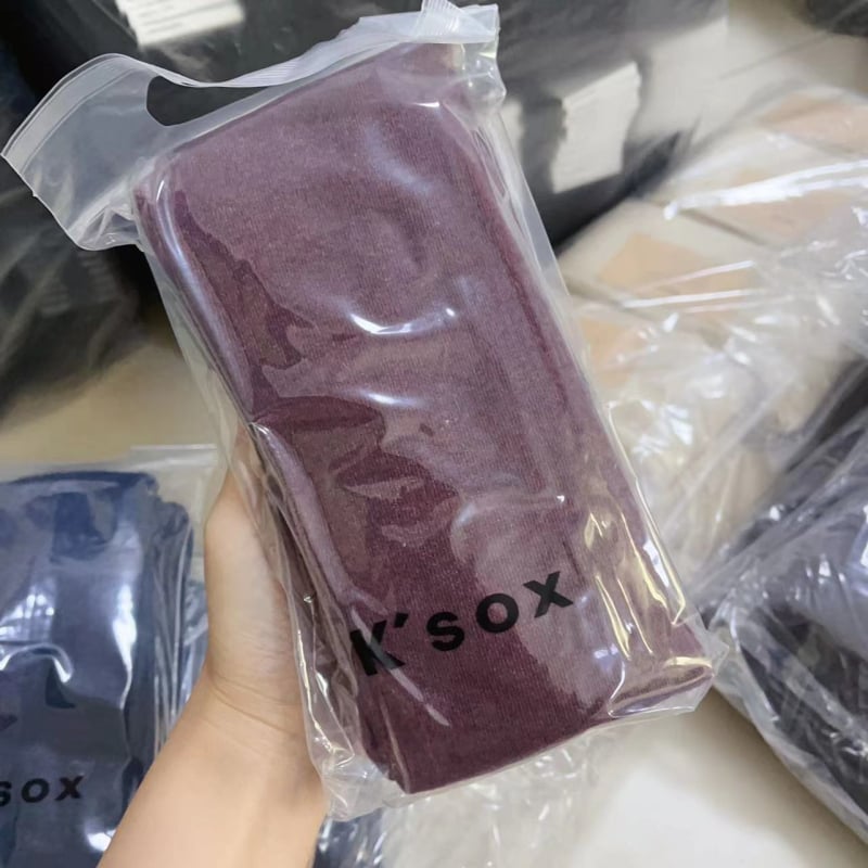 Moteriški medvilniniai kojinės su pėdos dalimi, vidutinio tankio, 50–70% medvilnės, pilno ilgio