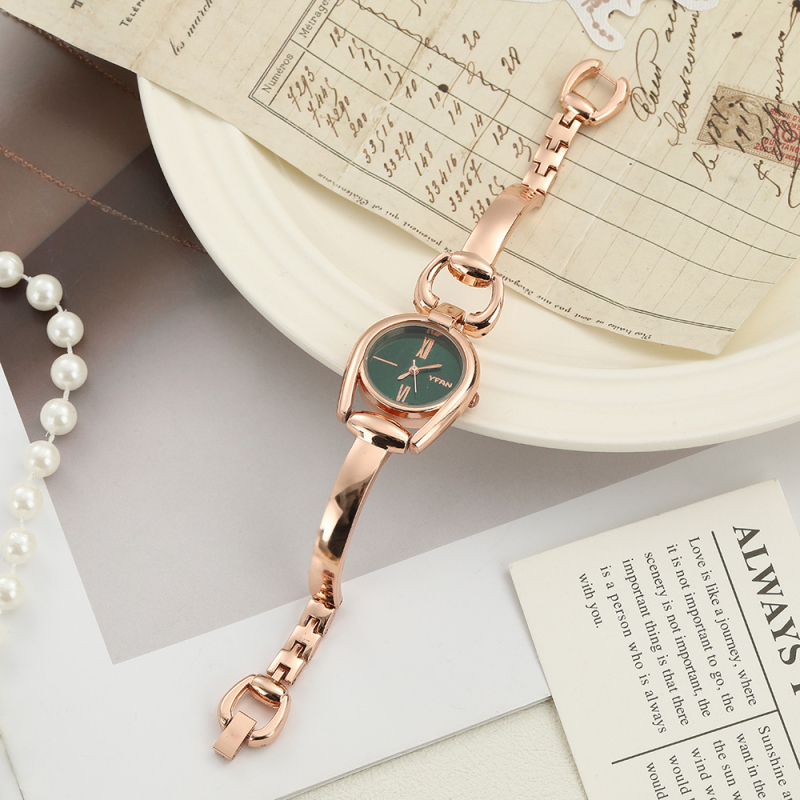 Sieviešu kvarca pulkstenis ar retro pogu dizainu, apaļš ciparnīcas diametrs 23 mm, biezums 12 mm, korpuss no cinka sakausējuma